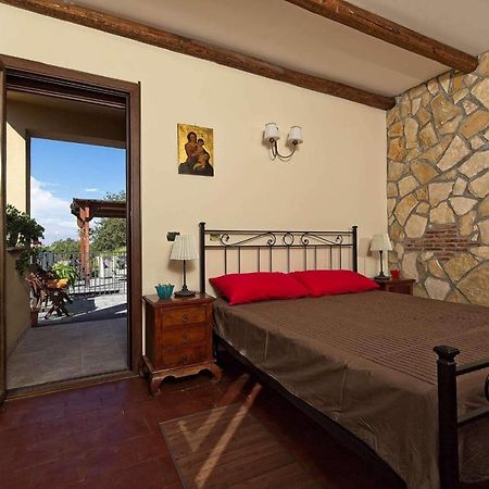 Horse House Apartment Ragalna Luaran gambar