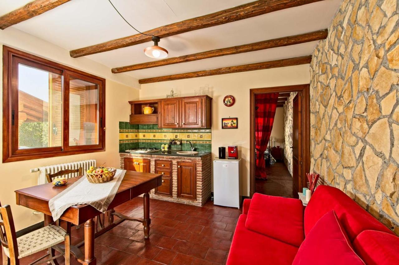 Horse House Apartment Ragalna Luaran gambar
